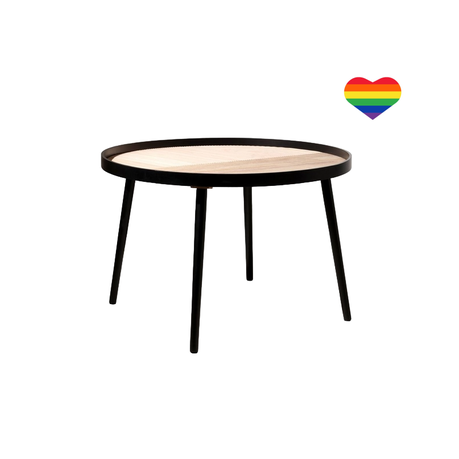 s-pdpxl Round Coffee Table with a Heart Sticker - Image 1